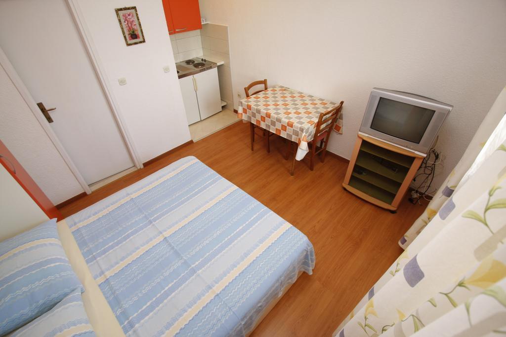Apartments Lidus Makarska Room photo