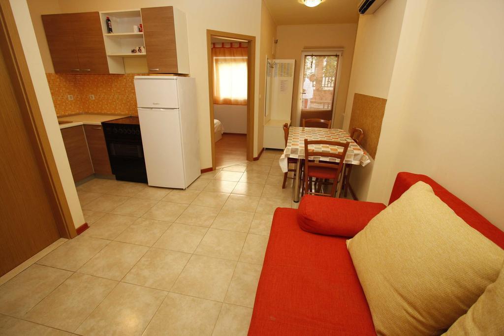Apartments Lidus Makarska Room photo